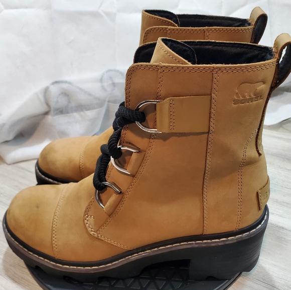 Sorel Women's Joan Now Camel Waterproof Leather Combat Boots Style WOMEN SIZE 10 - Picture 7 of 14